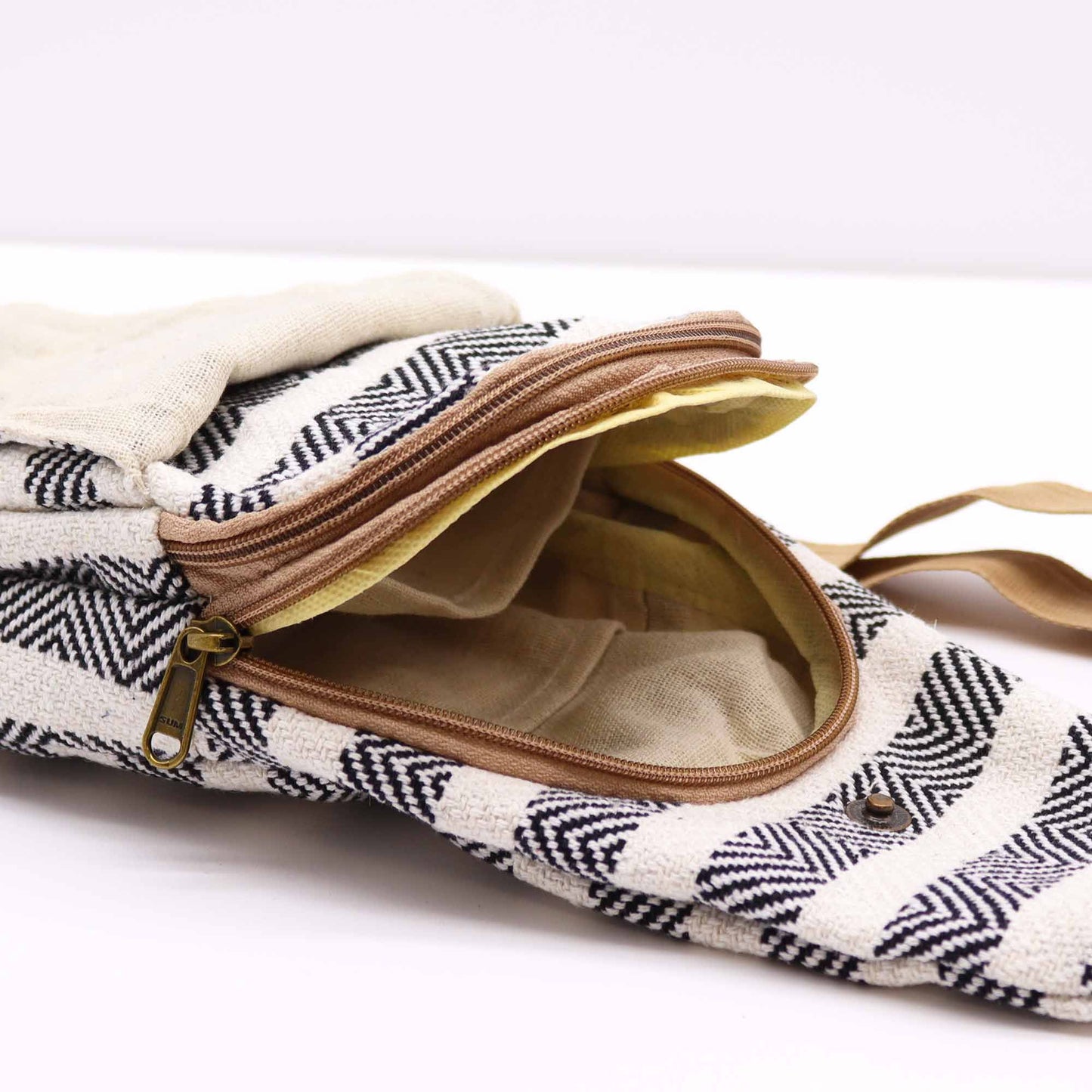 Naturlig bomuldstaske hvid og sort