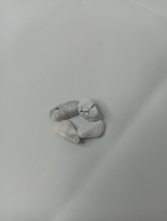 Mini Hvid howlite 1 stk