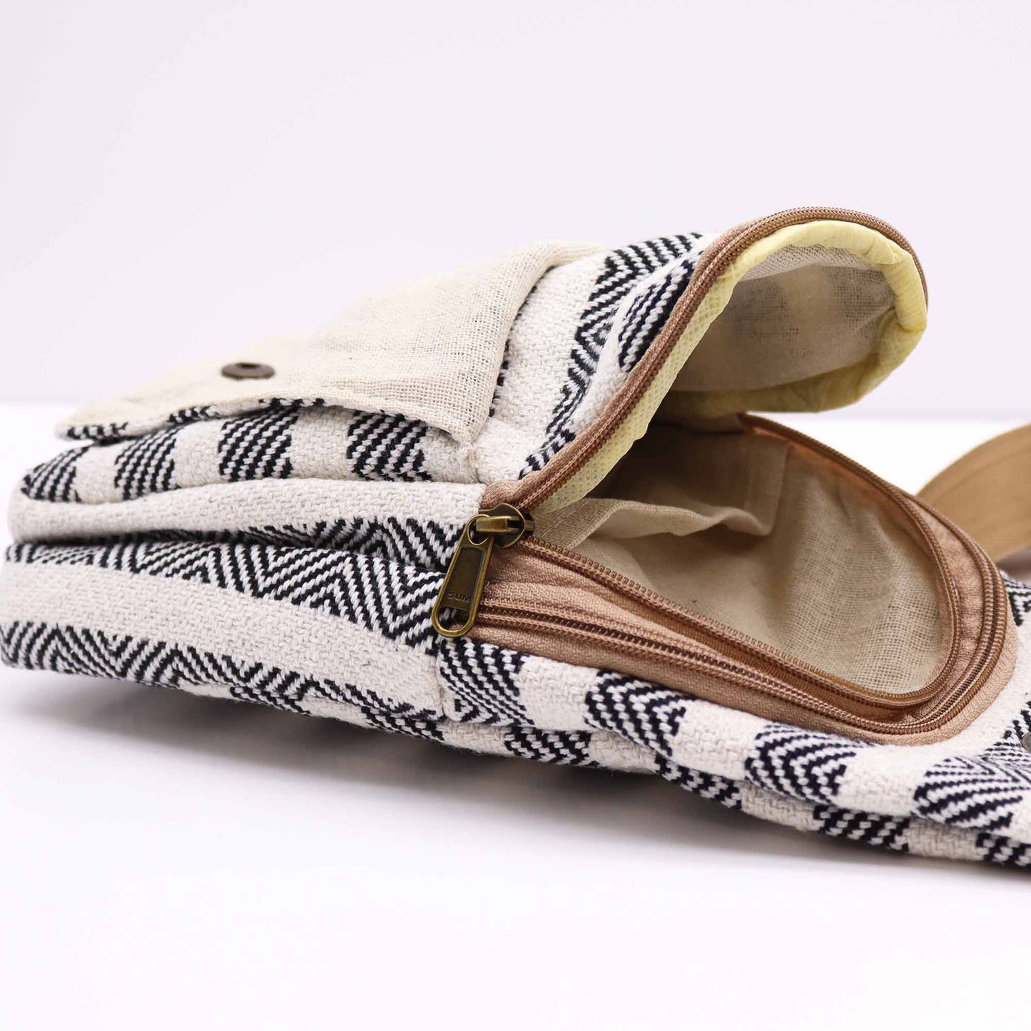 Naturlig bomuldstaske hvid og sort